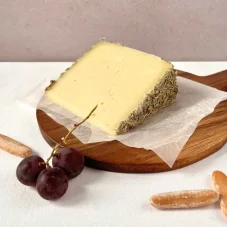 Don Gastronom Ovčí sýr s rozmarýnem 6-8 měsíců 200g