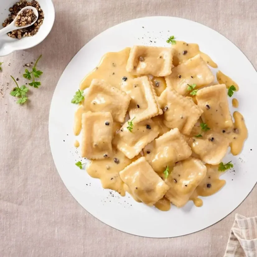 Ravioli sauce a lá truffe de la Saint-Jean Ravioli s lanýžovou omáčkou St Jean  340g